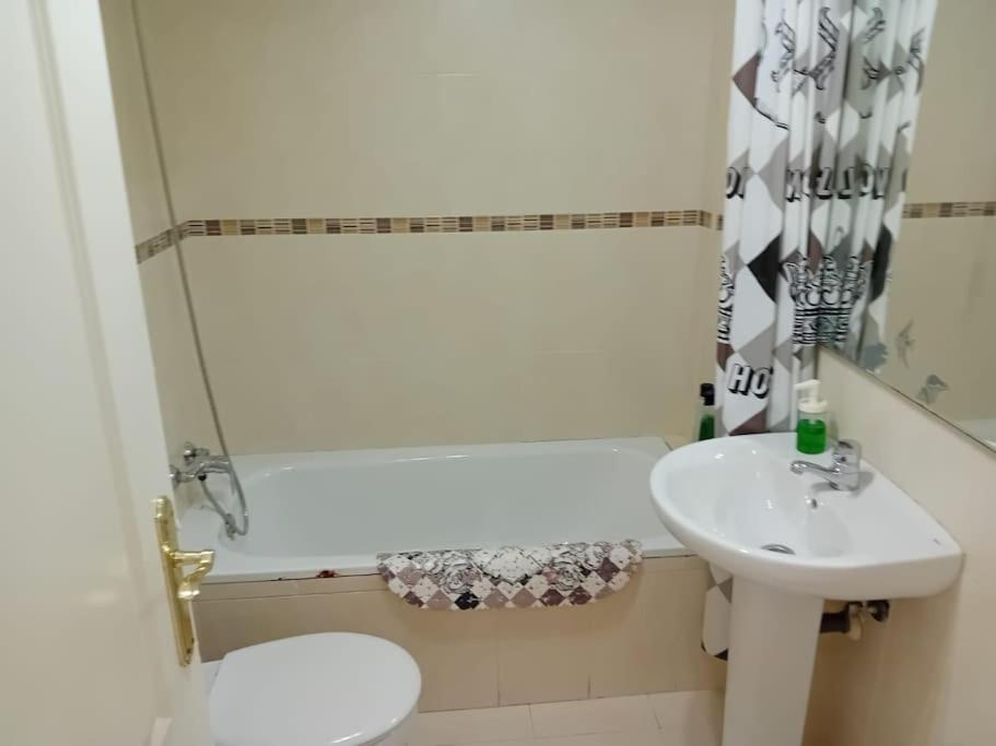 Berrocal Apartment *